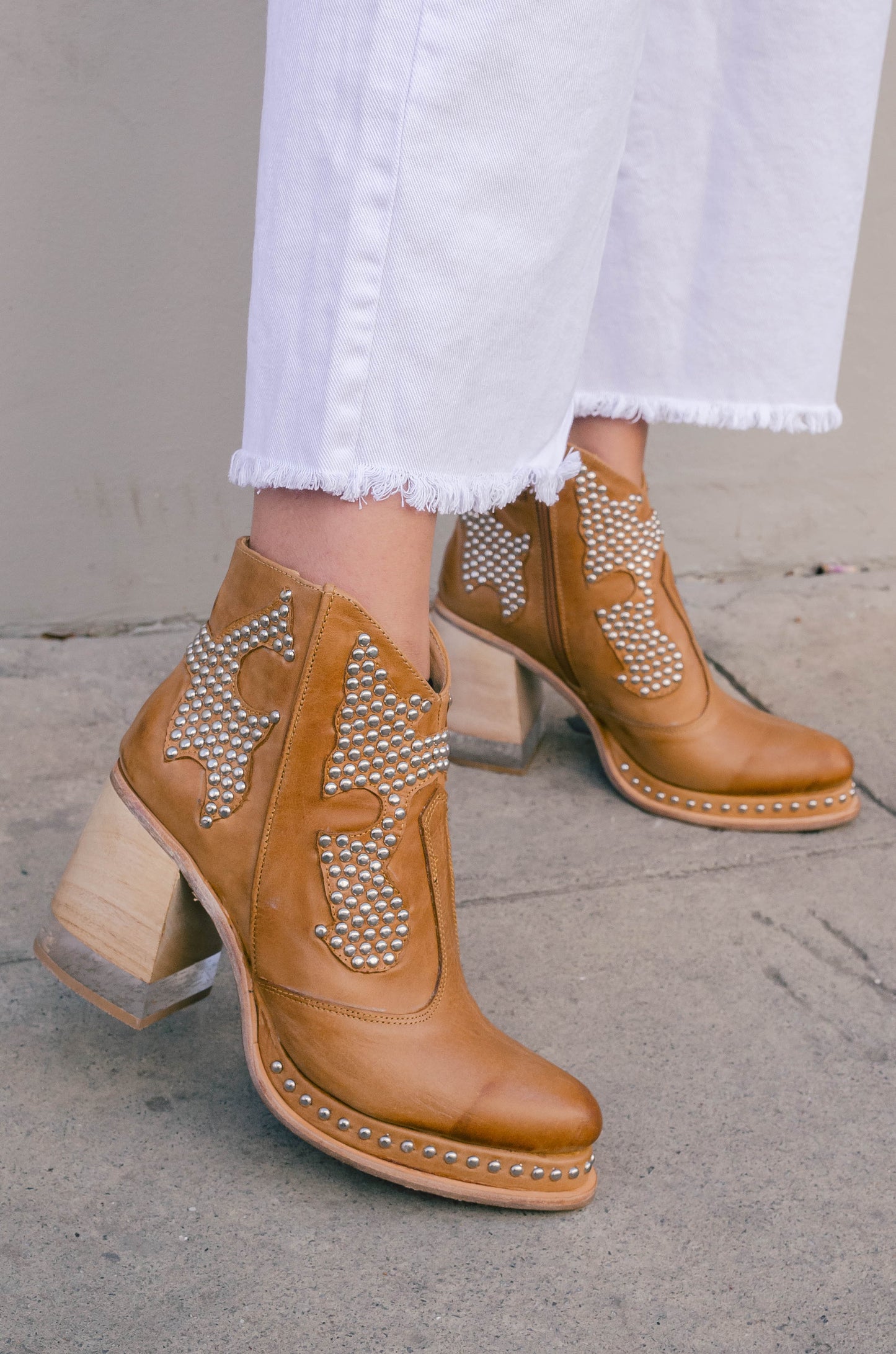 BOTA CELINA PIEL